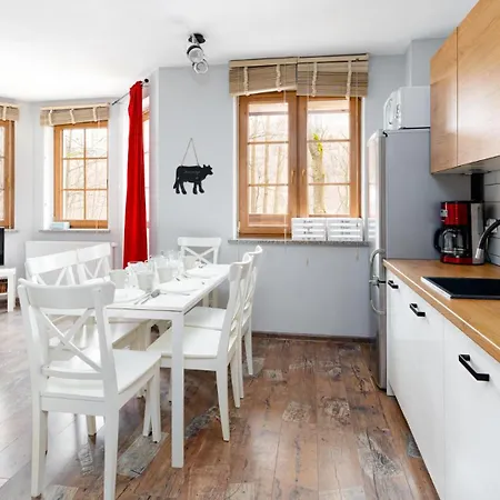 Rentplanet - Lesny Dom Apartment